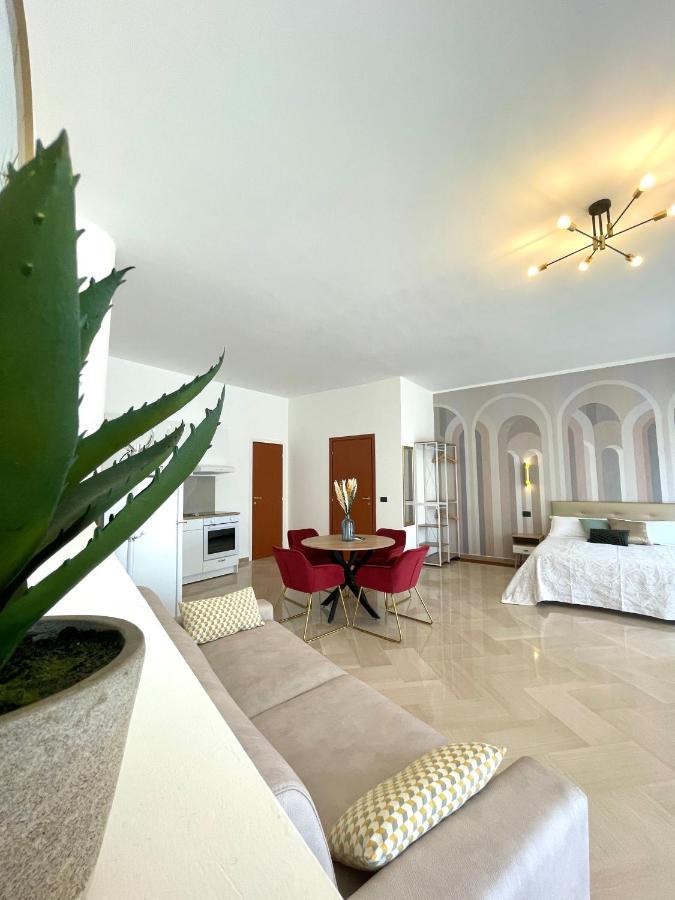 Trani Suite - Moro 10 Exterior photo