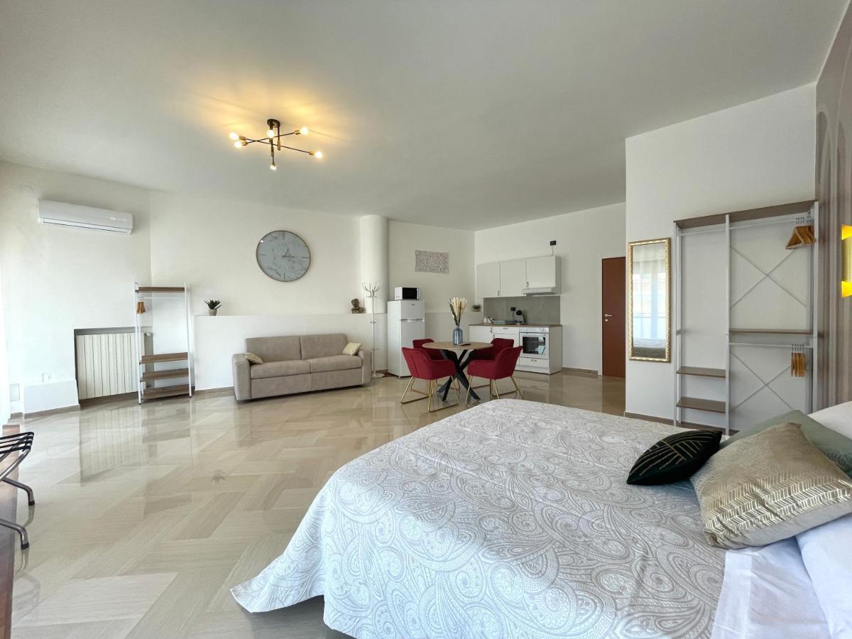 Trani Suite - Moro 10 Exterior photo